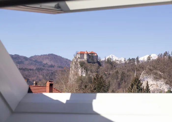 Bled Lake Apartment House